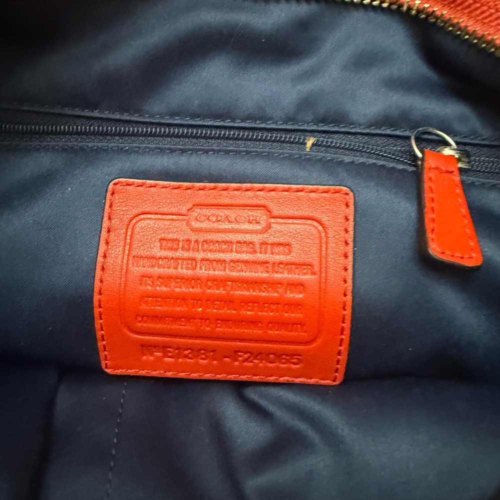 Coach Colorblock Carrie Tote Red and Navy Interior Bag - Picture 4 of 7